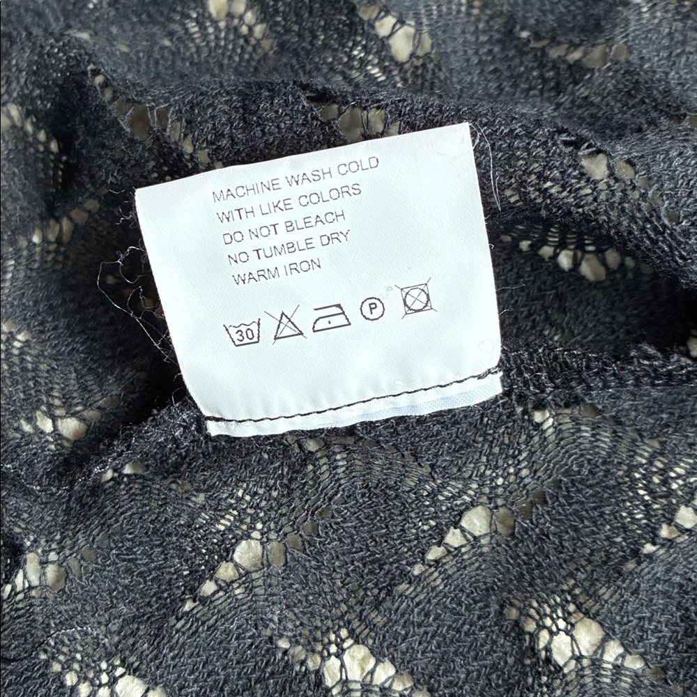 Hill House Women’s Black Cropped Wrap Knit Long Sleeve Cardigan Size Small - Picture 9 of 13